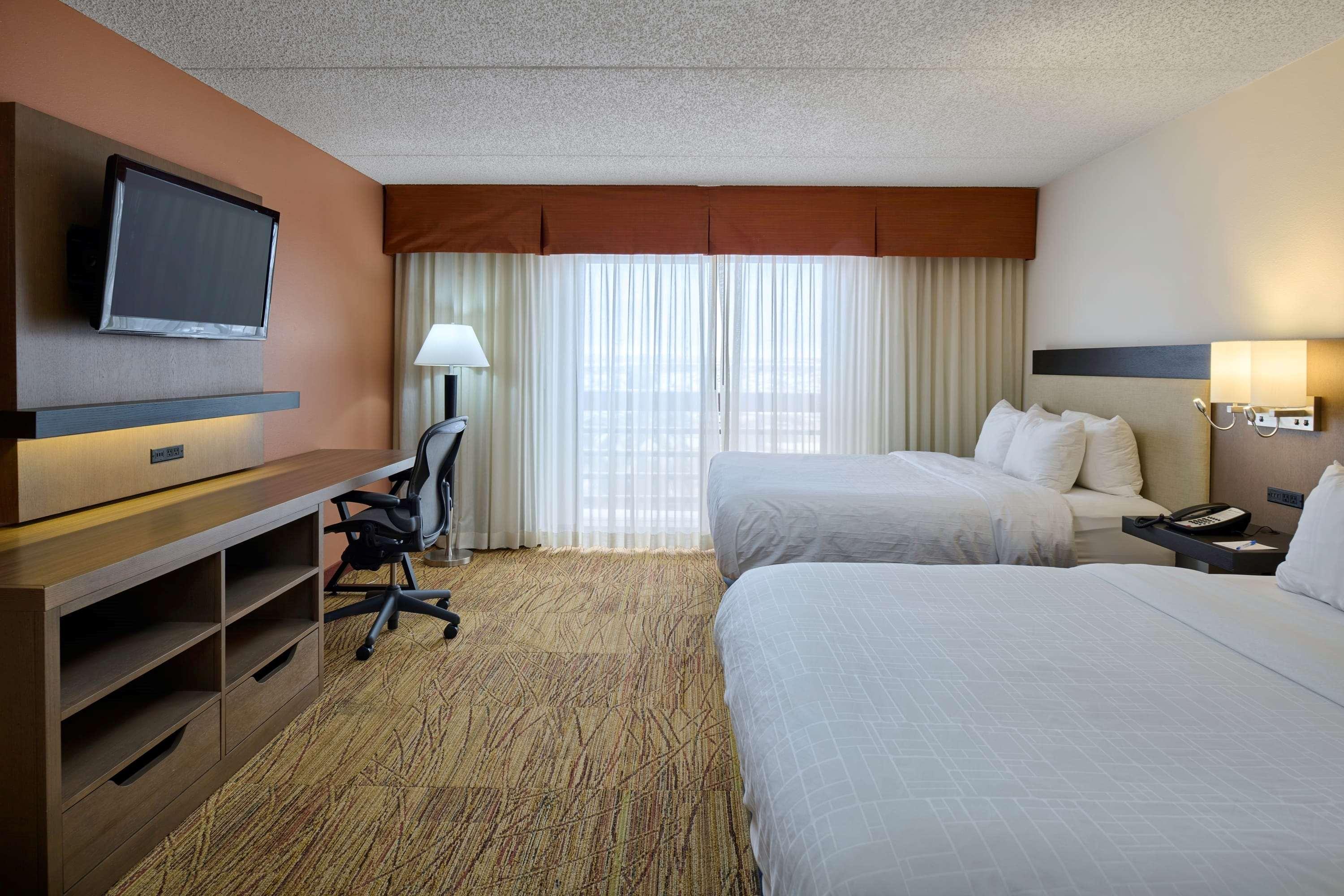 Wyndham Airport&water Park Hotel El Paso