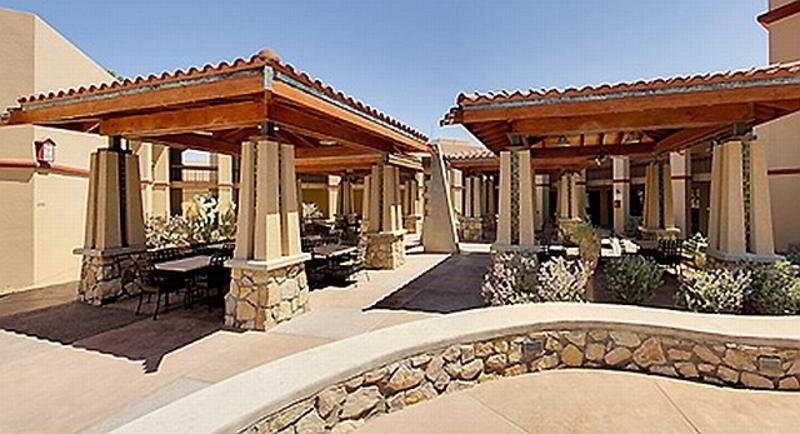 Hotel Wyndham Airport&water Park 3*