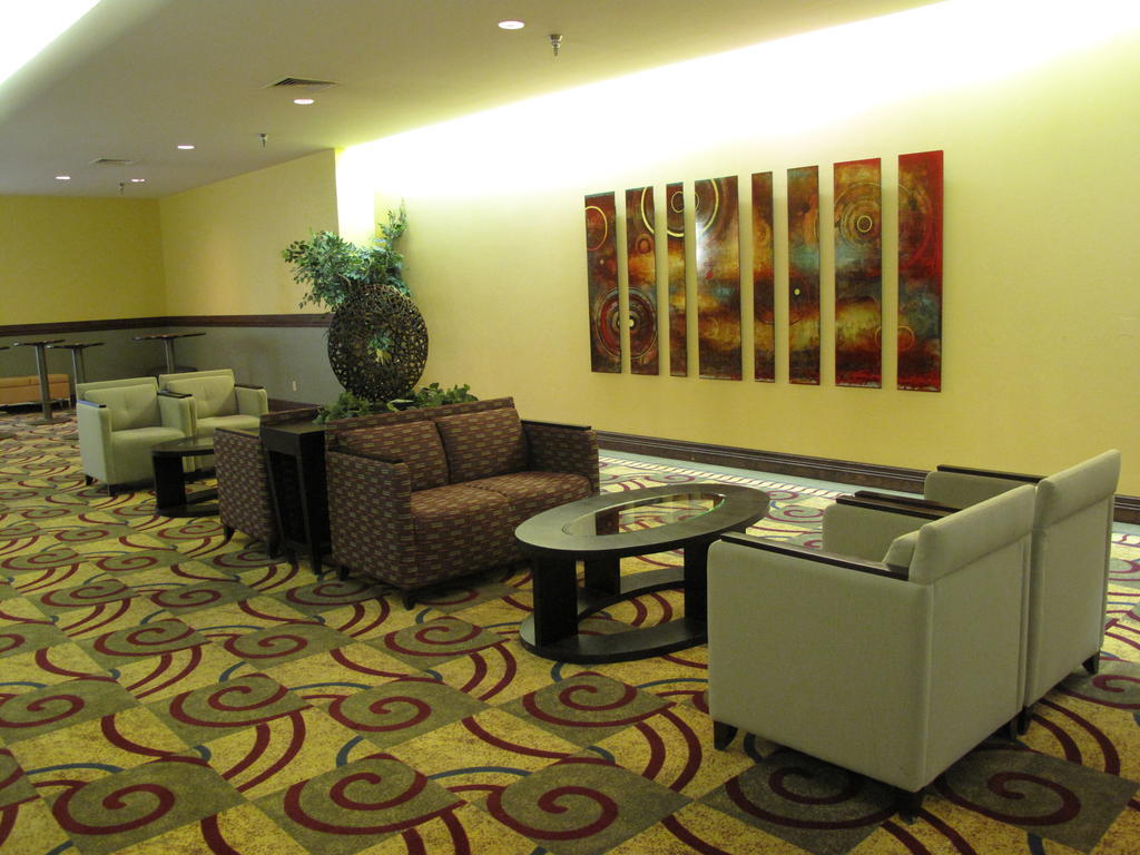Hotel Wyndham Airport&water Park 3*