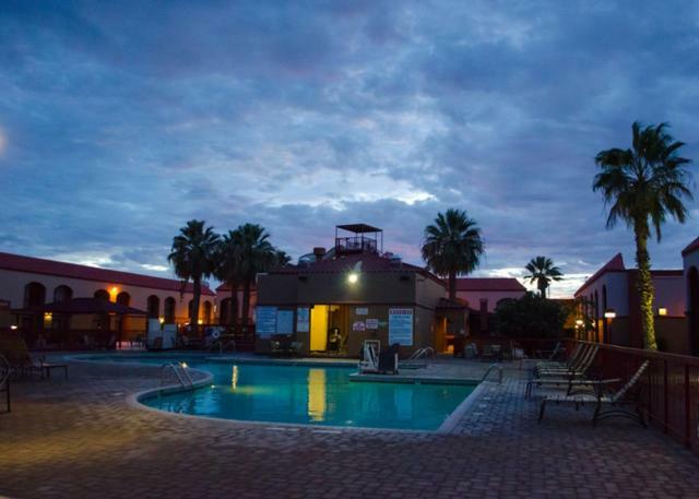 Wyndham Airport&water Park